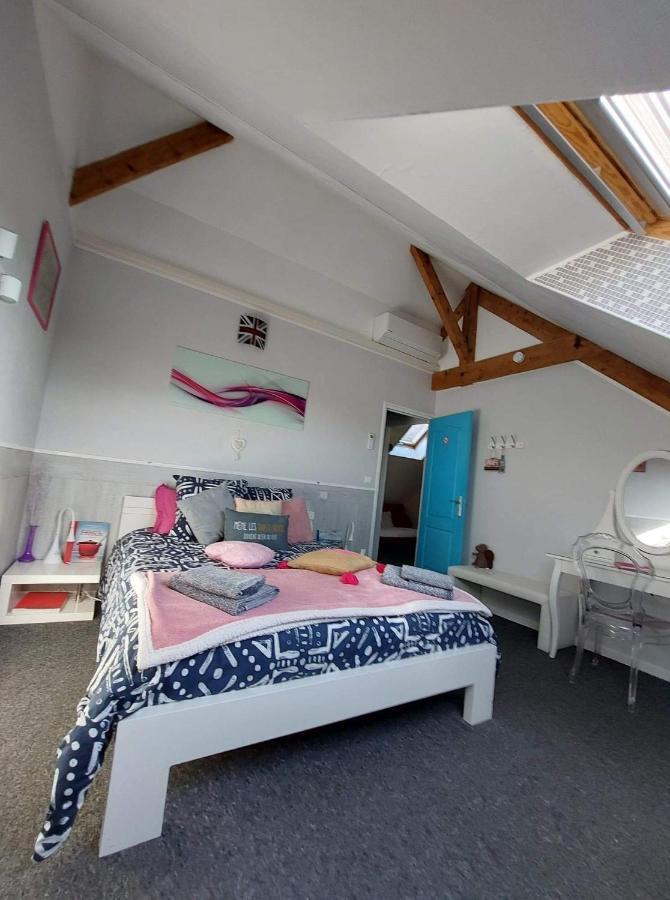 Le Relais De L'Aube Hotel Villers-Bretonneux Kültér fotó