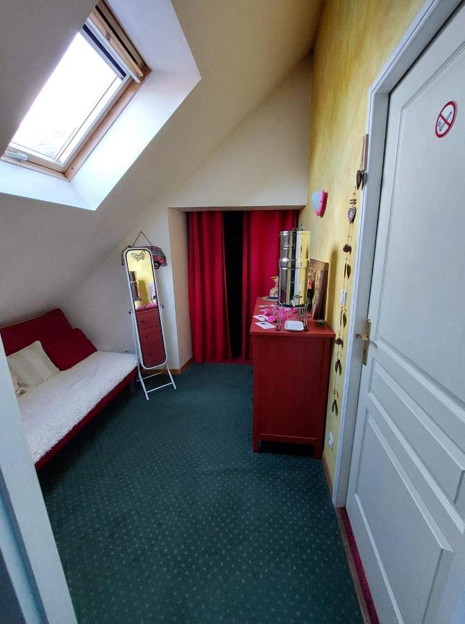 Le Relais De L'Aube Hotel Villers-Bretonneux Kültér fotó