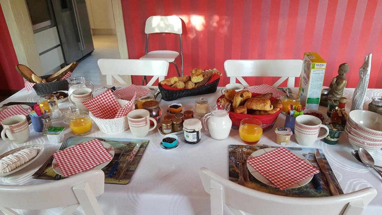 Le Relais De L'Aube Hotel Villers-Bretonneux Kültér fotó