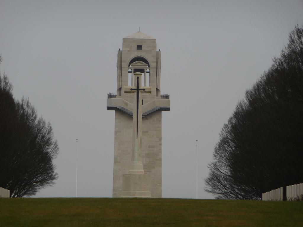 Le Relais De L'Aube Hotel Villers-Bretonneux Kültér fotó
